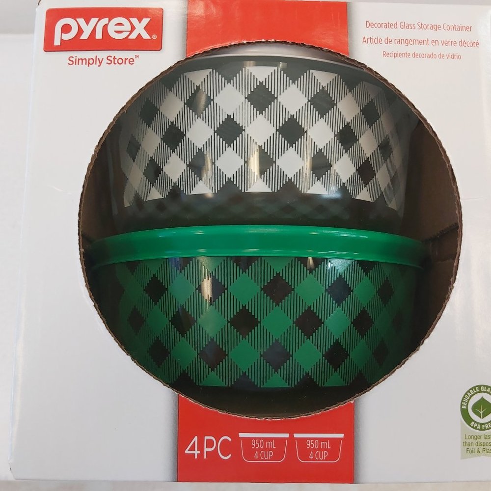 4cup Pyrex Decorated 2 Piece Set